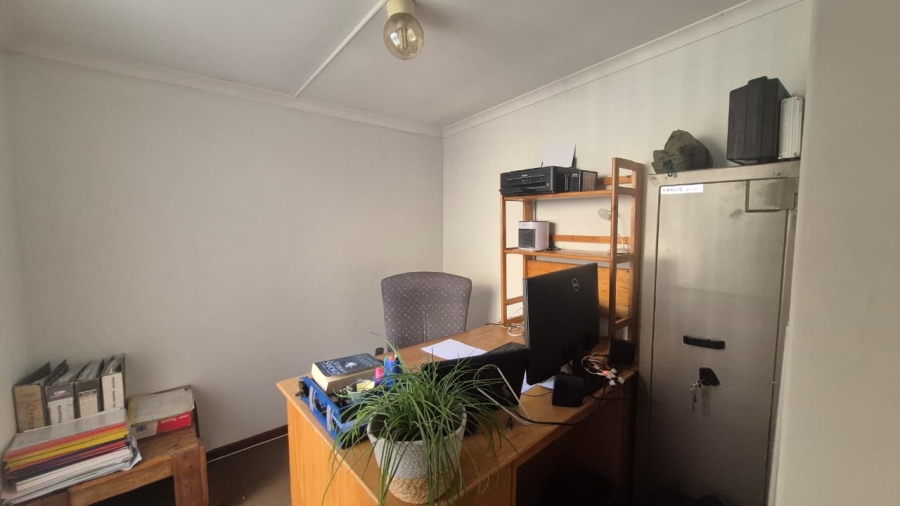 3 Bedroom Property for Sale in Worcester West Western Cape